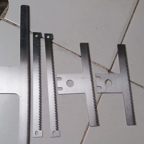Pisau Industri